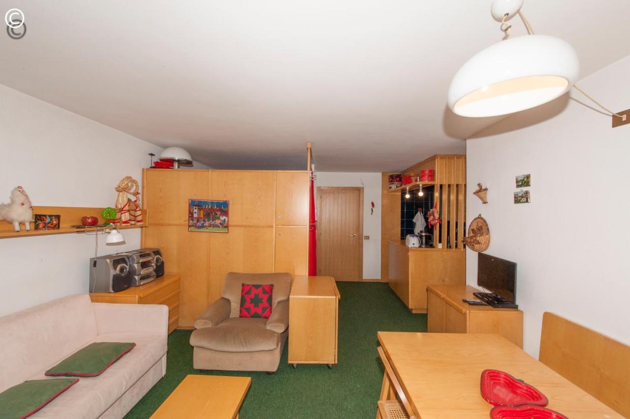 Breuil Cervinia Near Funicular Apartment With Private Garage Bagian luar foto